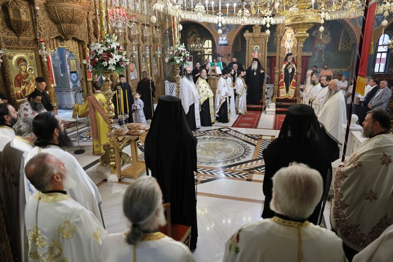 ΟΝΟΜΑΣΤΗΡΙΑ ΜΗΤΡΟΠΟΛΙΤΟΥ ΔΡΑΜΑΣ ΔΩΡΟΘΕΟΥ